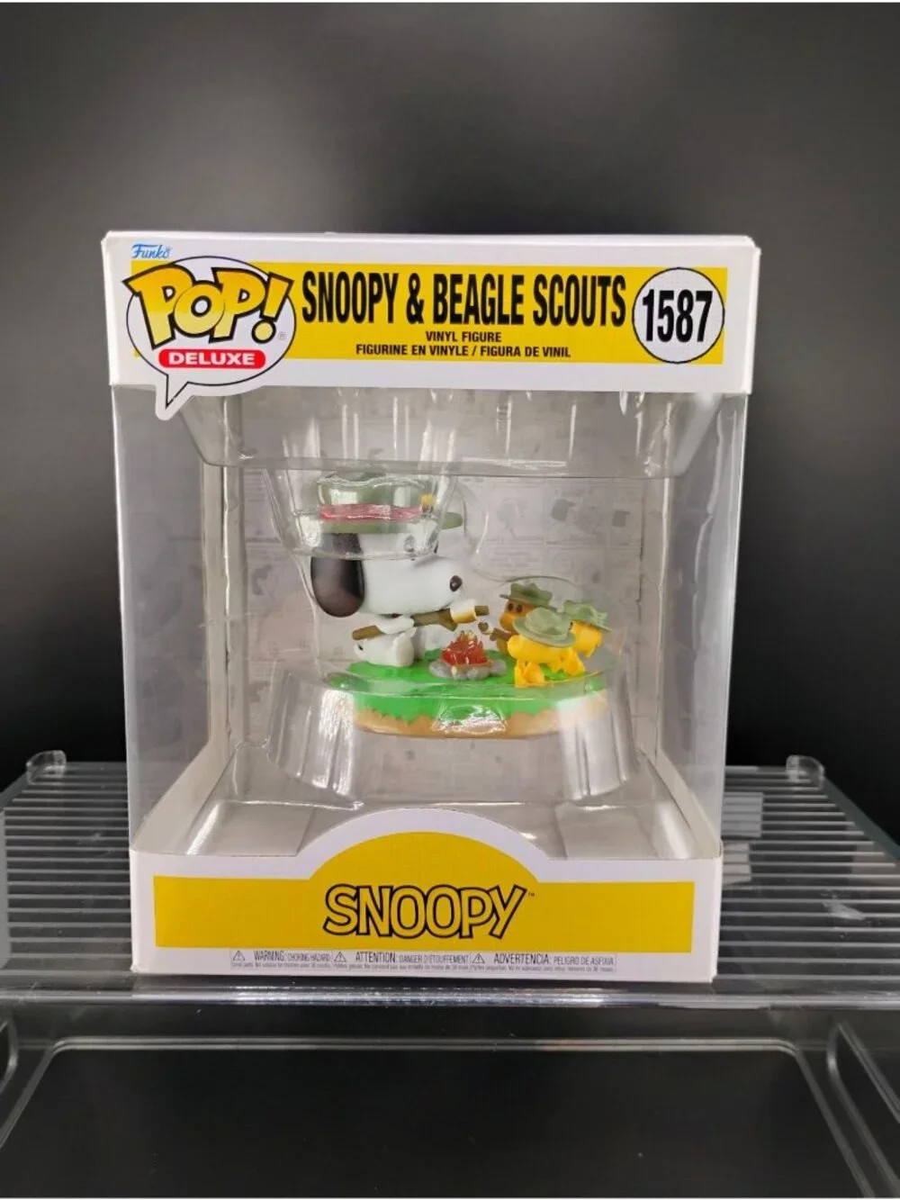 Funko Pop! Deluxe Snoopy & Beagle Scouts Vinyl Figure 1587